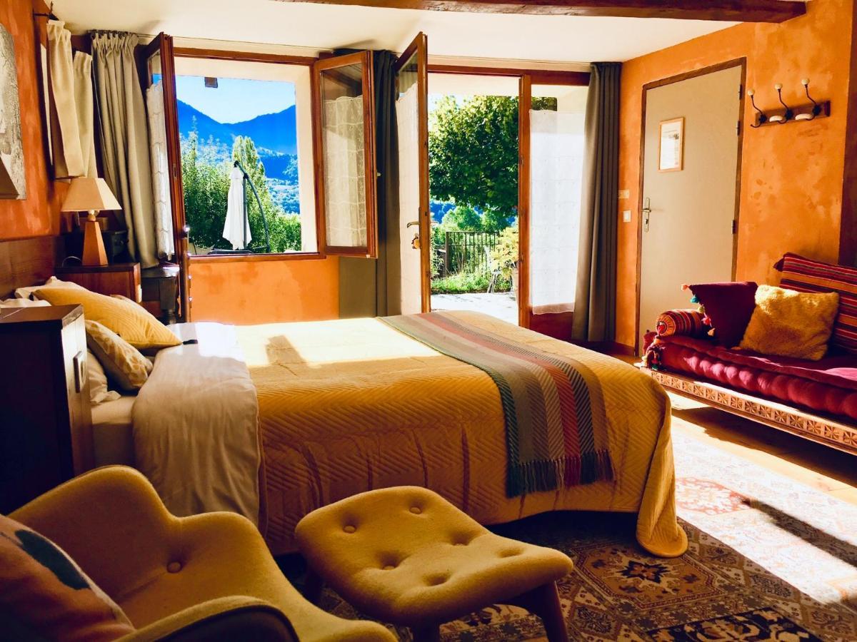 Chambre D'Hotes La Grange Des Ecrins Chabottes Exterior foto