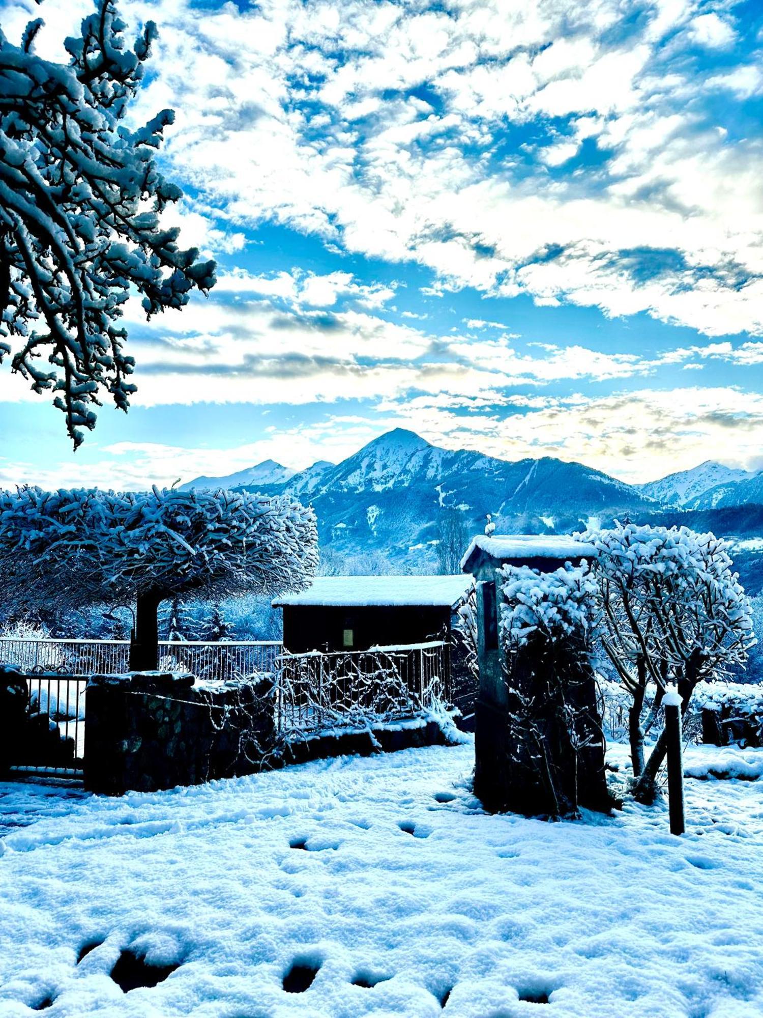 Chambre D'Hotes La Grange Des Ecrins Chabottes Exterior foto